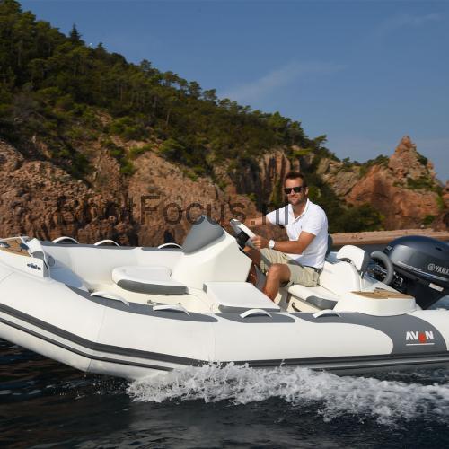 Avon Seasport 440 Deluxe specificaties